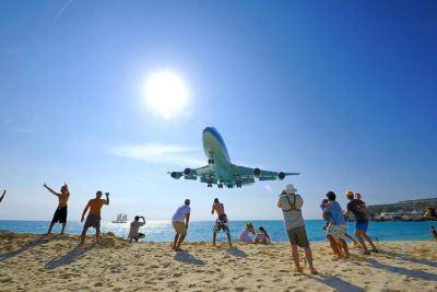 Extreme Plane-Spotting at Maho Beach